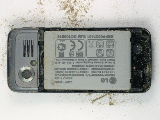 Pic. 10. Dust in the battery slot