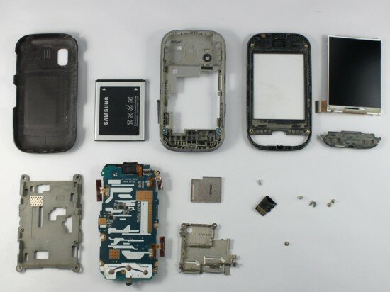 Pic. 29. The Samsung B5722 disassembled