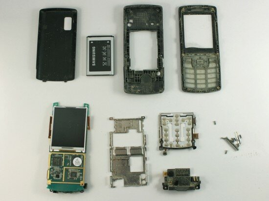 Pic. 34. The Samsung С5212 disassembled