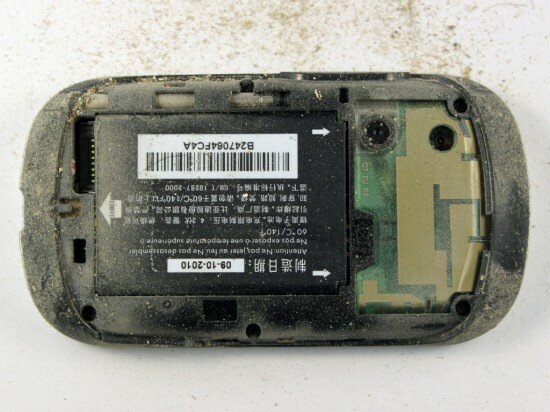 Pic. 18. Dust under the battery cover (stage 3)