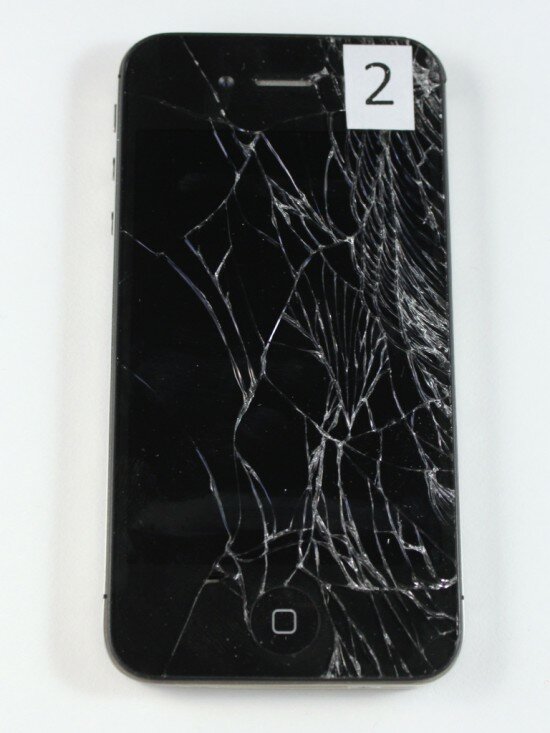 Pic. 30. The iPhone 4S with the cracked screen