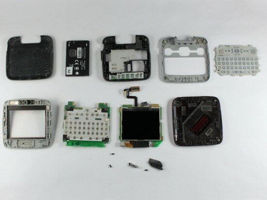 Pic. 33. The phone disassembled